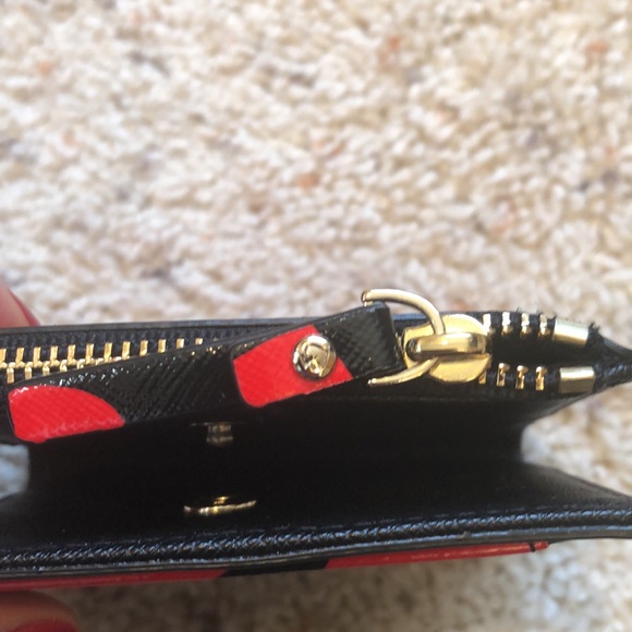 Kate Spade Be Mine Hearts Small Wallet - Picture 3 of 14